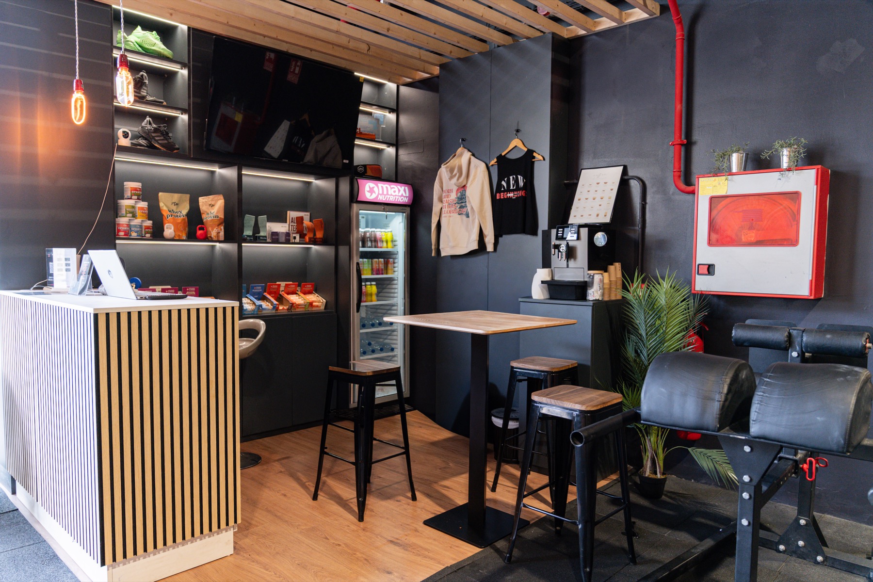 Recepción & Coffee Corner