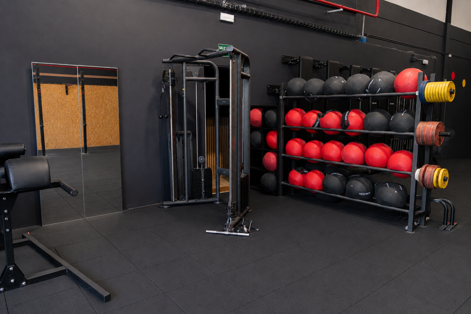 Zona de musculación y material